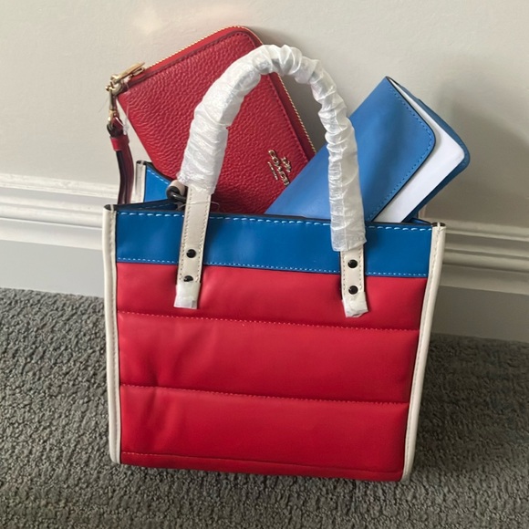 NWT! Coach quilted color block field 22 mini bag 3 set - Picture 1 of 11